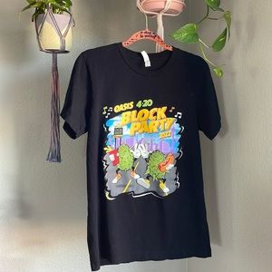 420 Block Party | OASIS | Unisex T-shirt | Size: M | LIKE-NEW